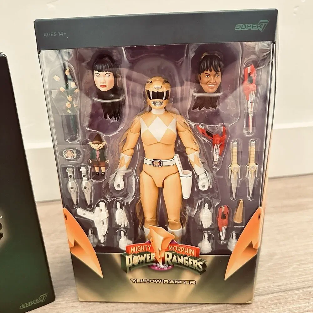 Yellow Ranger Ultimates Super7 Mighty Morphin Power Rangers Figure MMPR SEALED